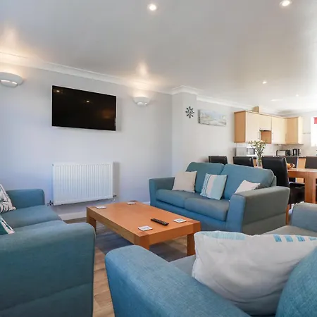 Satinwood Holiday home